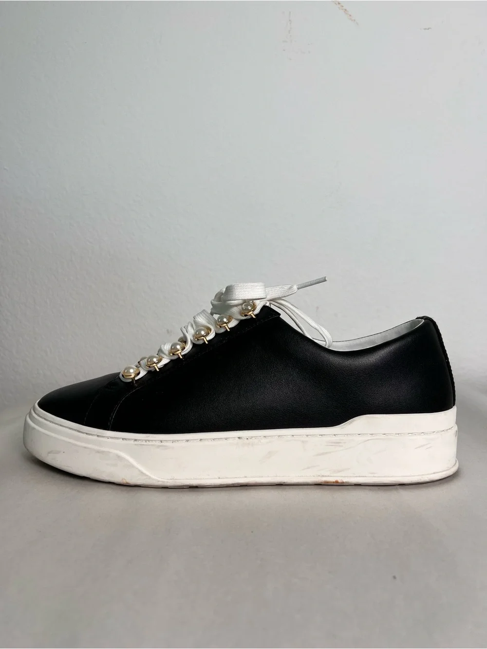 Stuart Weitzman Excelsa Black Embellished Lace Up Leather Sneakers Women's 8.5B